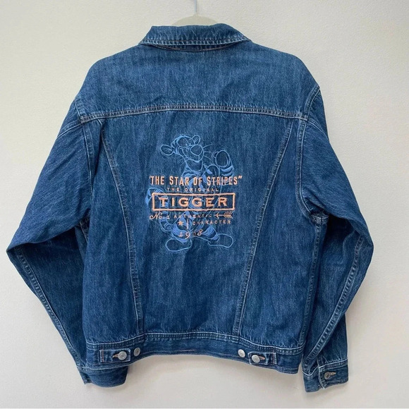 VTG 90s Disney Store Tigger The Star of Stripes Blue Denim Jean Jacket Size S - Picture 1 of 6